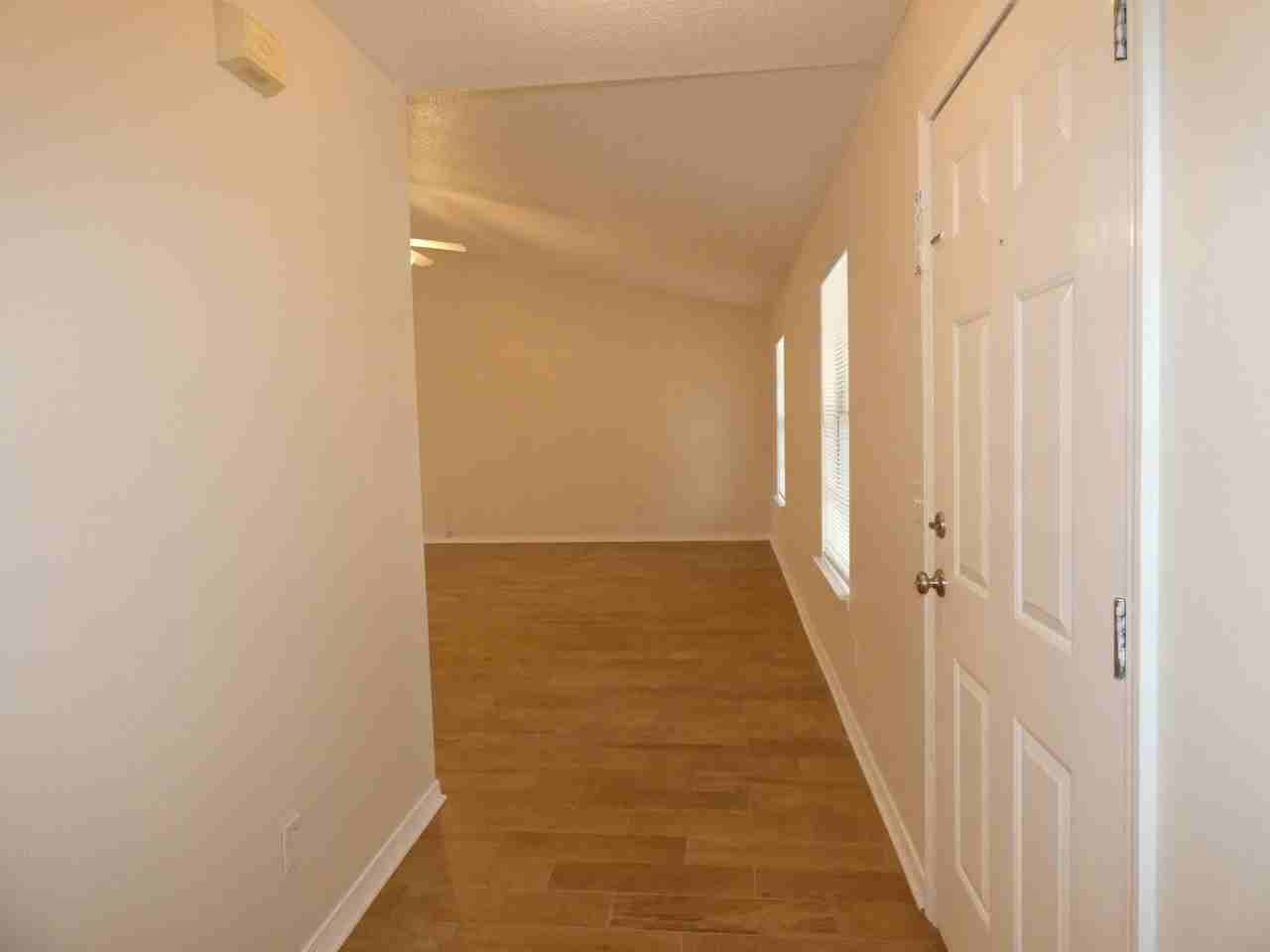 6592 Starboard Dr - Photo 5 of 30