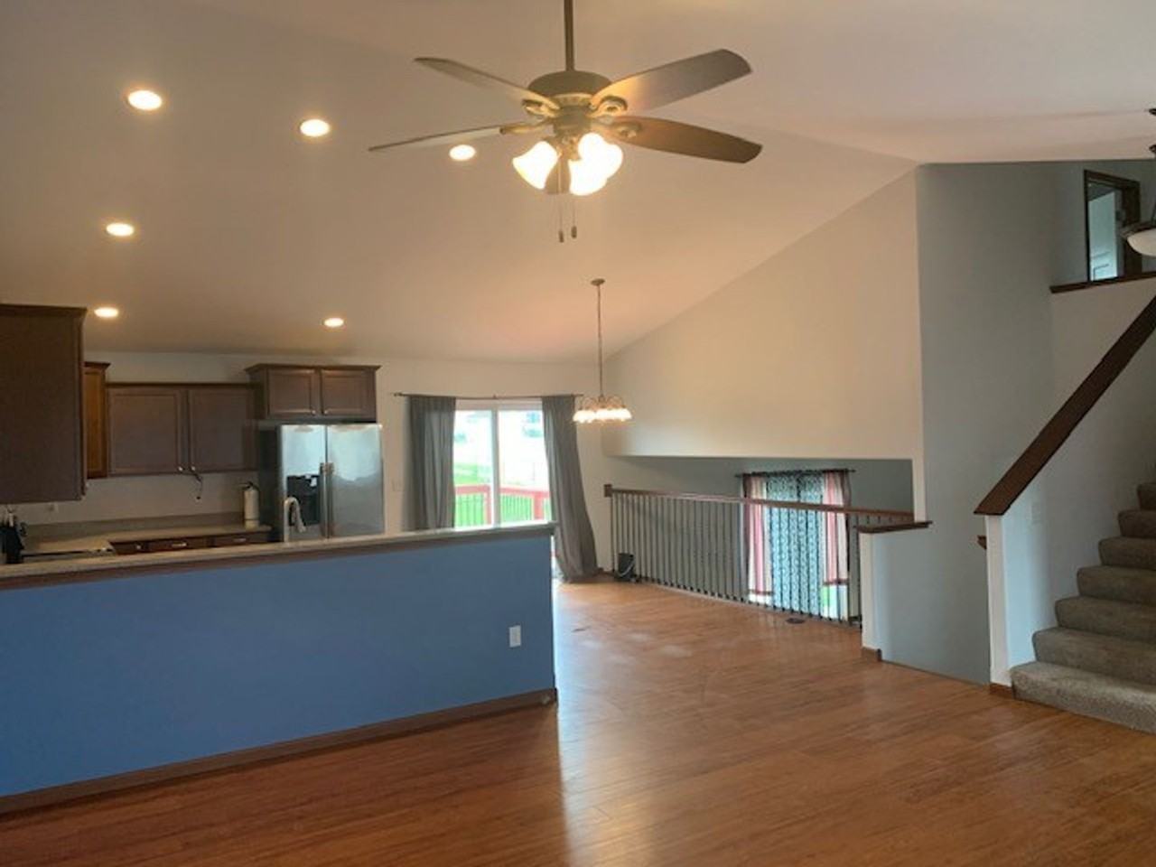 1582 Vesti Ln - Photo 2 of 34