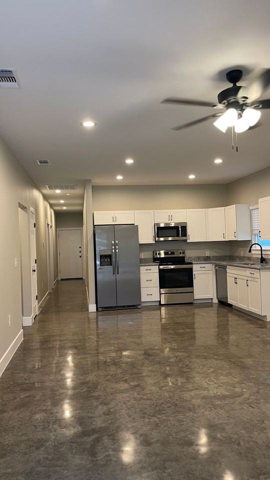 322 W California St #101 - Photo 6 of 14