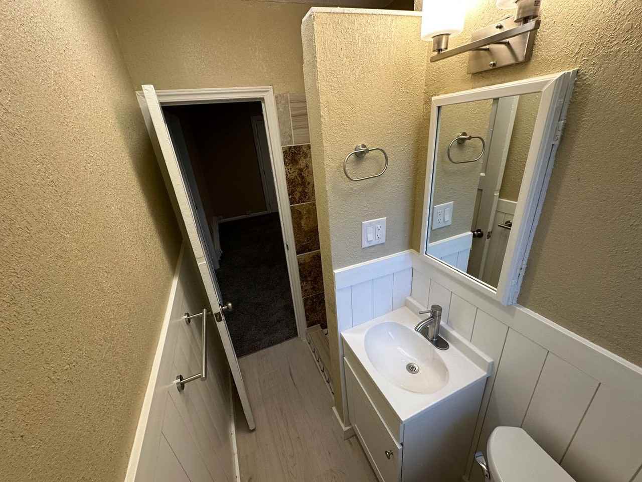 9823 N Gate Rd Sw - Photo 3 of 8