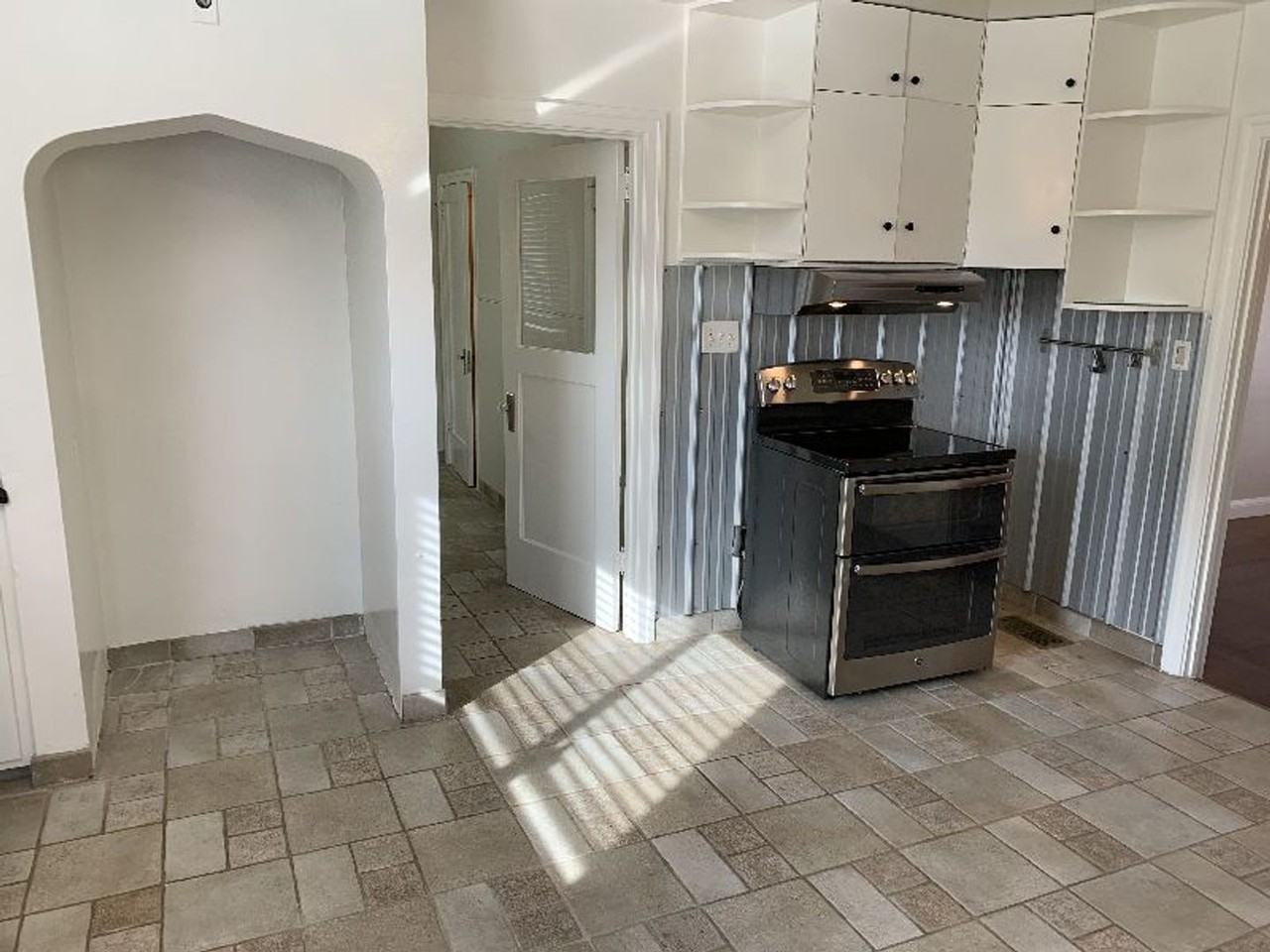 14230 E Baker Rd - Photo 3 of 35