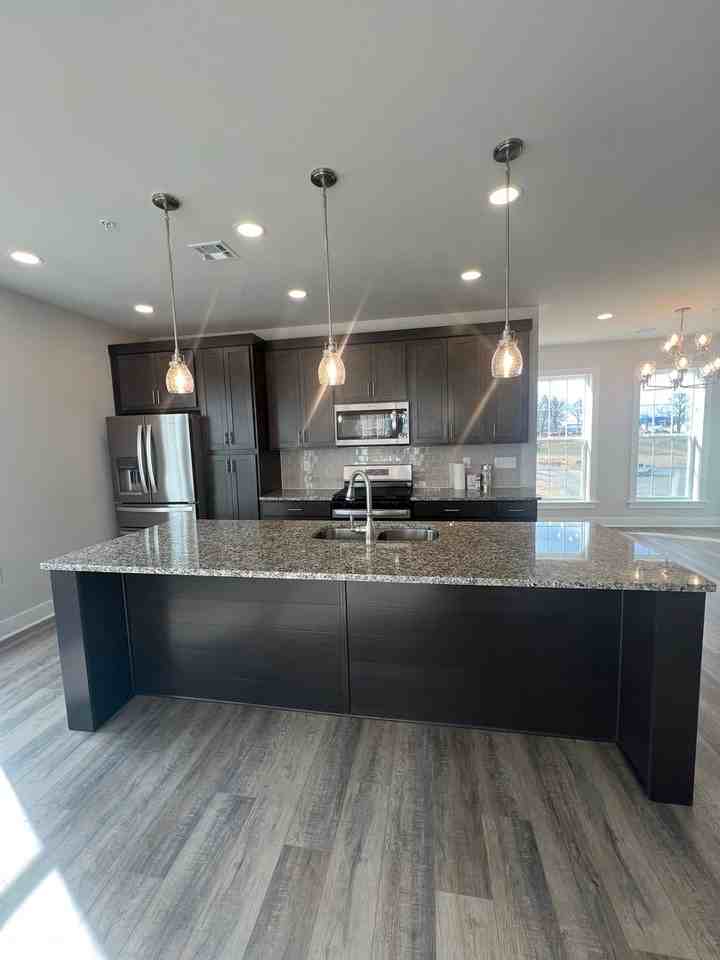 20 Old Barn Way - Photo 3 of 24