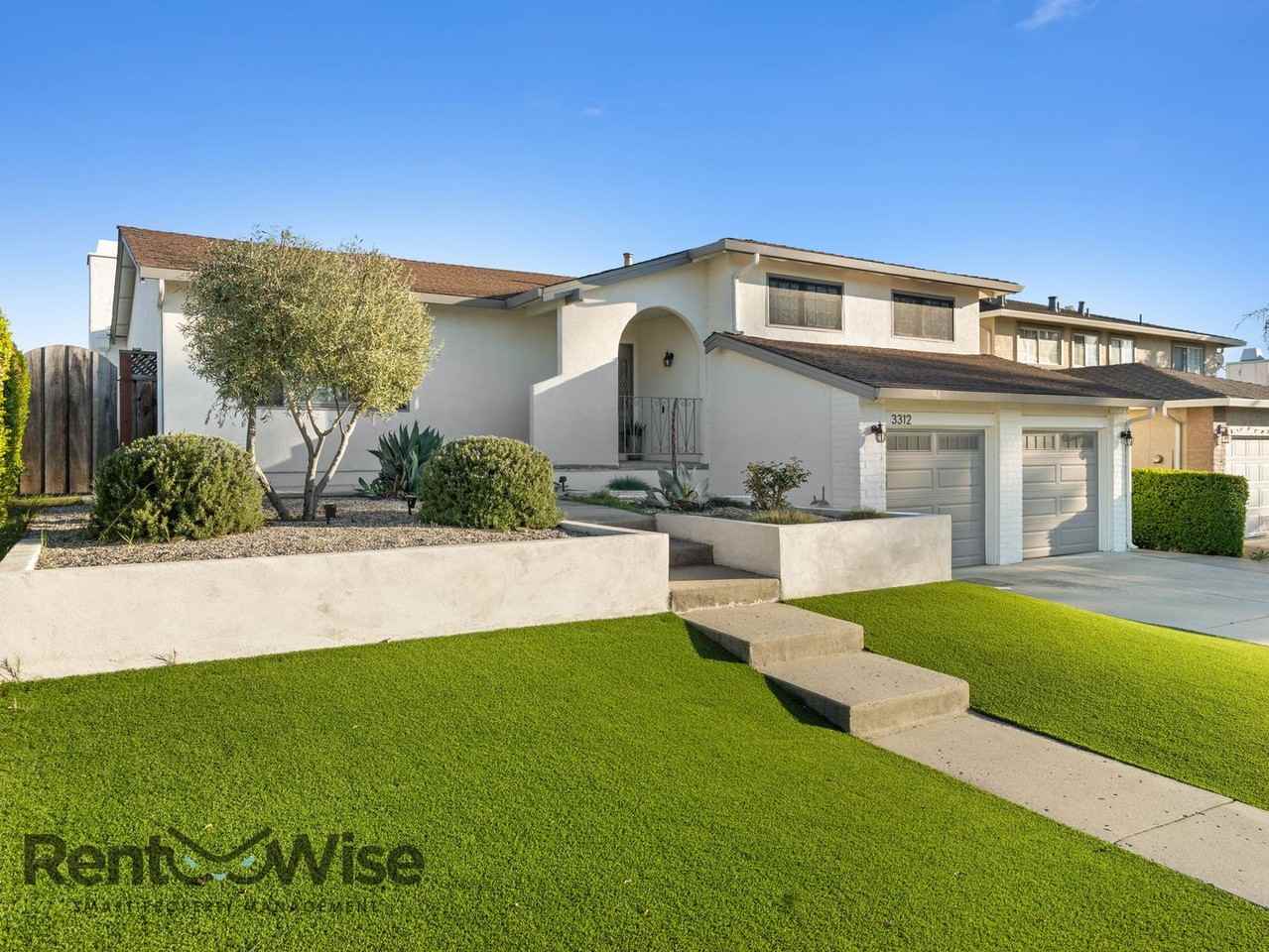 3312 Flintmont Dr - Photo 3 of 42