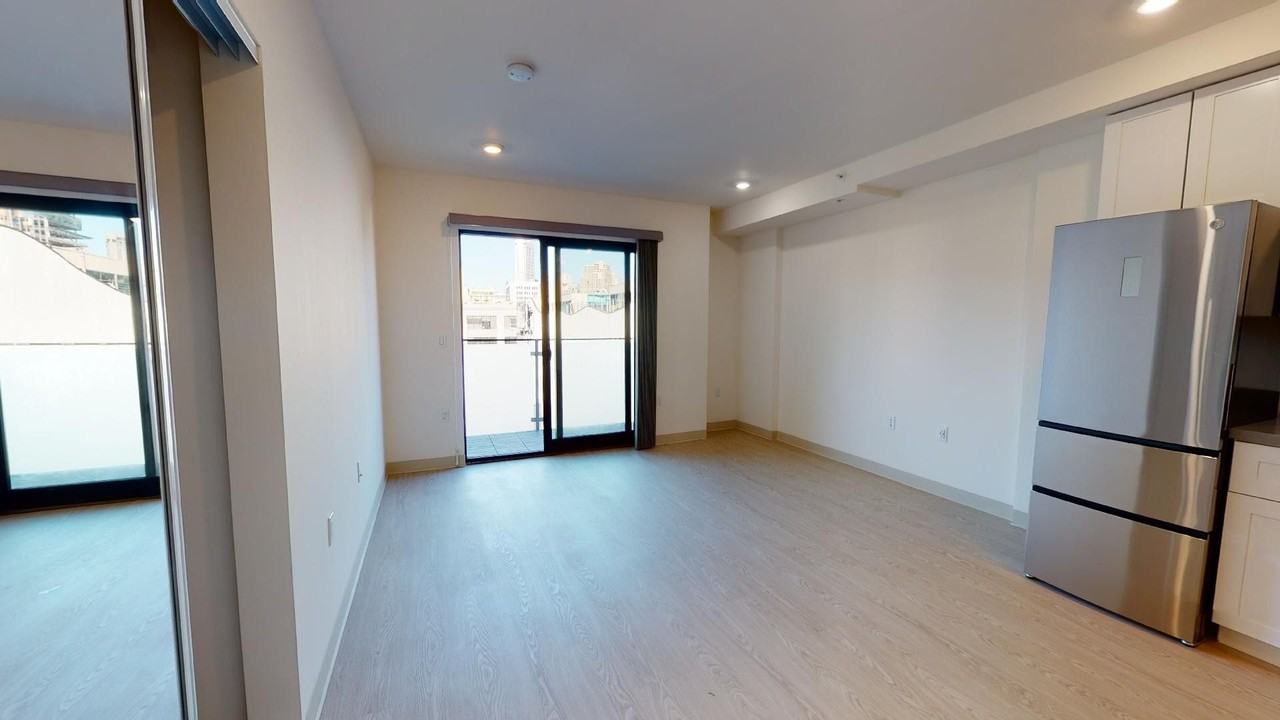 345 6th - Photo 4 of 25