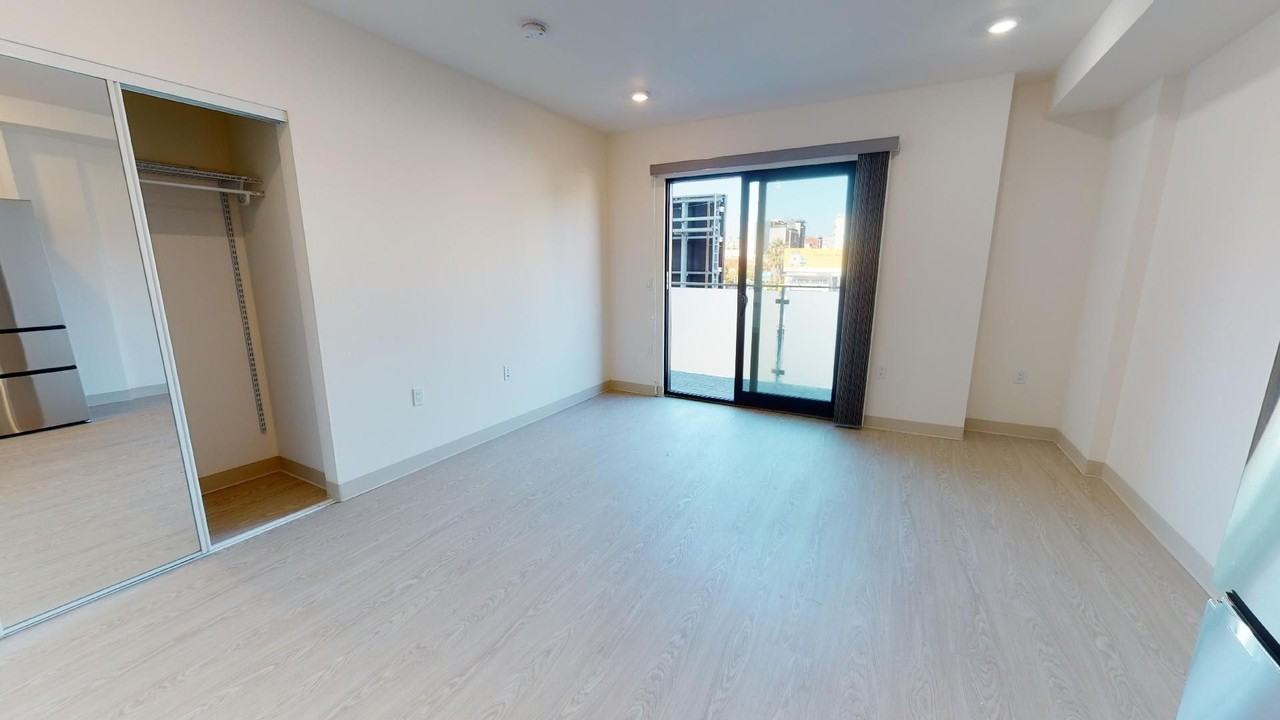 345 6th - Photo 5 of 25