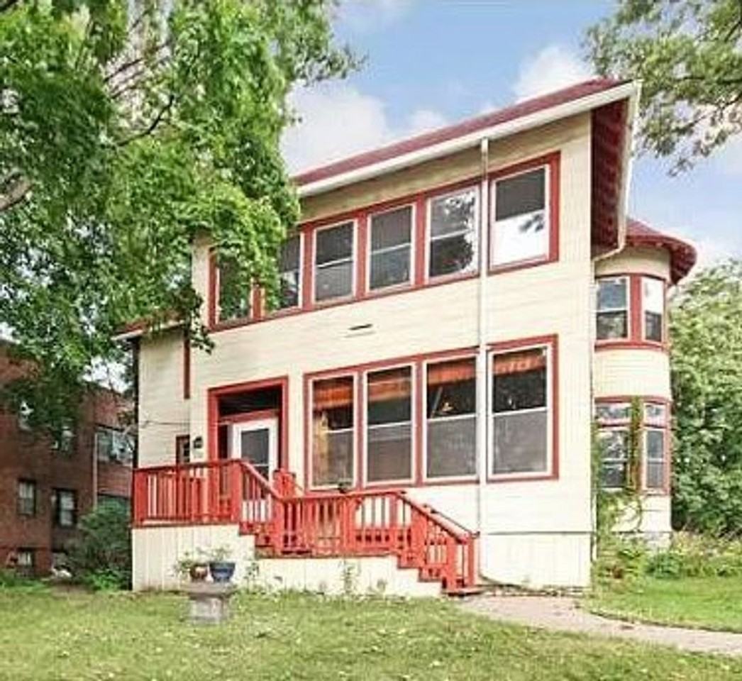 119 Bedford St Se - Photo 2 of 15