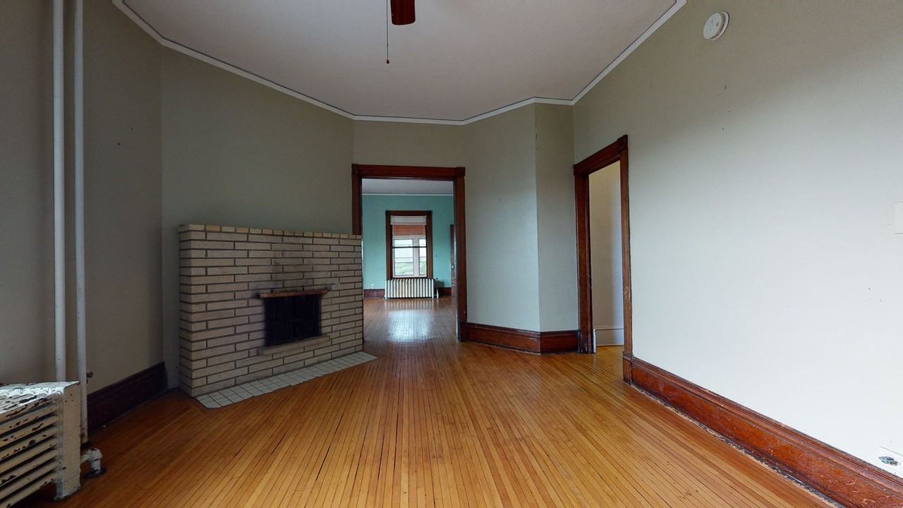 119 Bedford St Se - Photo 3 of 15