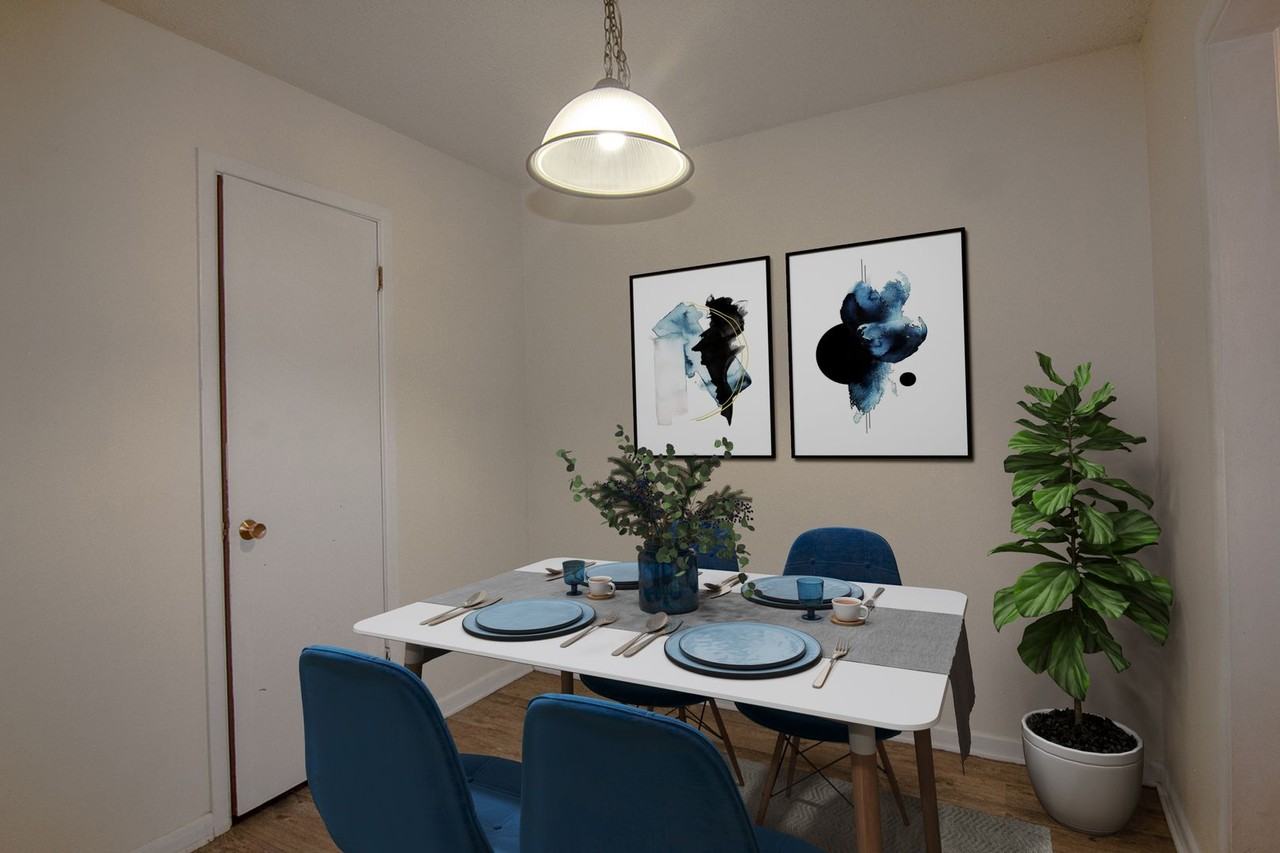 The Ranch by the Lake - Photo 4 of 8