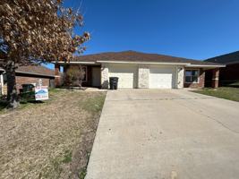 featured image of 1405 Cinch Dr