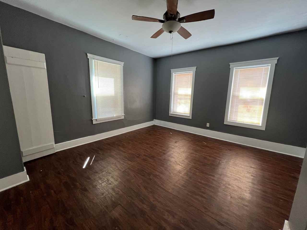 209 Schirmer Street - Photo 3 of 10