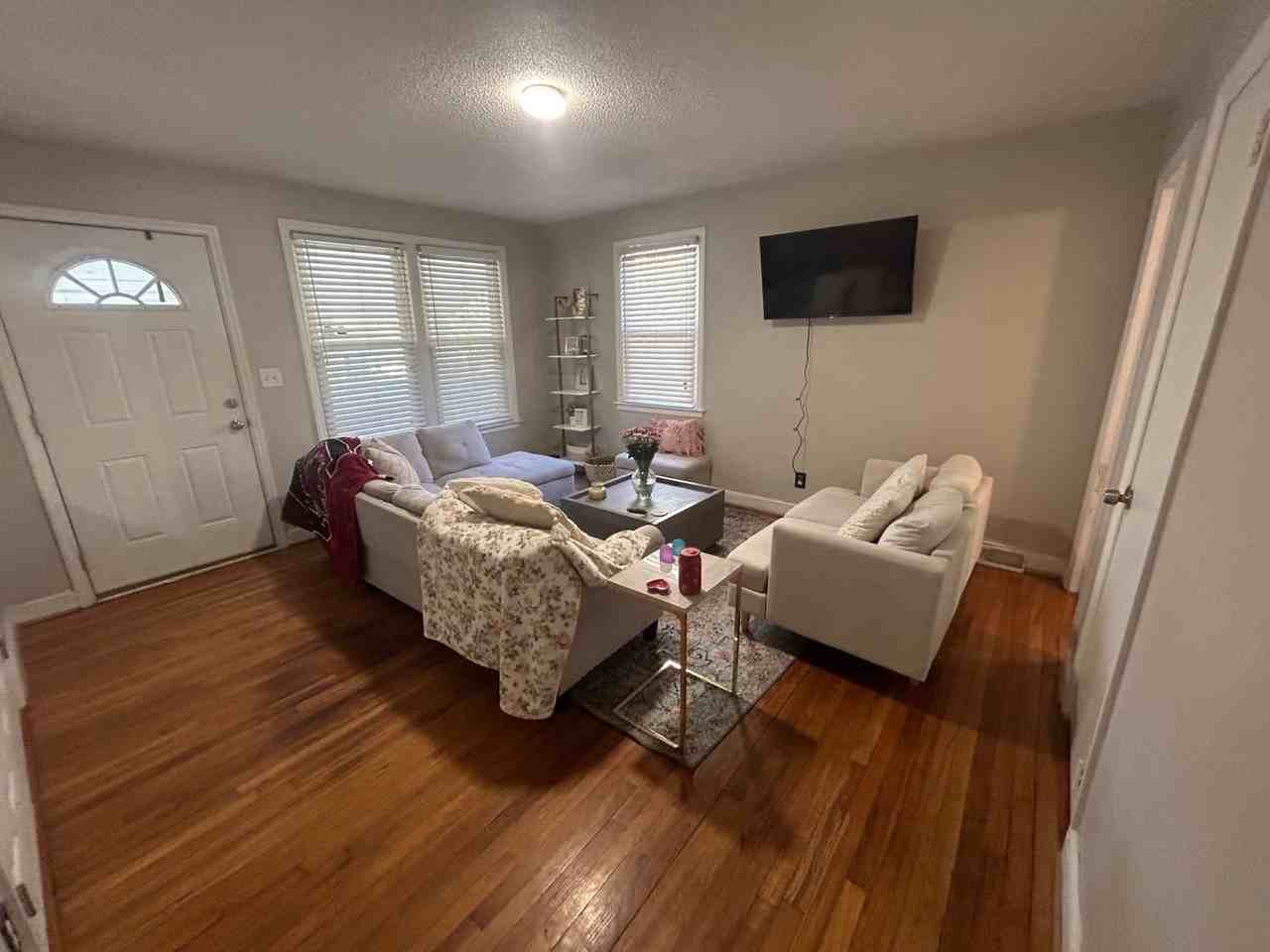 2807 Holt Dr - Photo 3 of 23