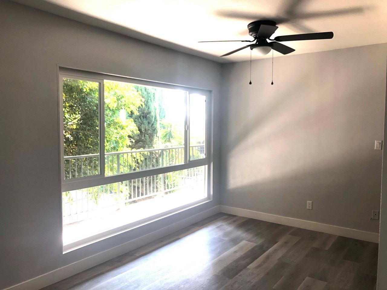 213-217 E Clifton Ave - Photo 5 of 8