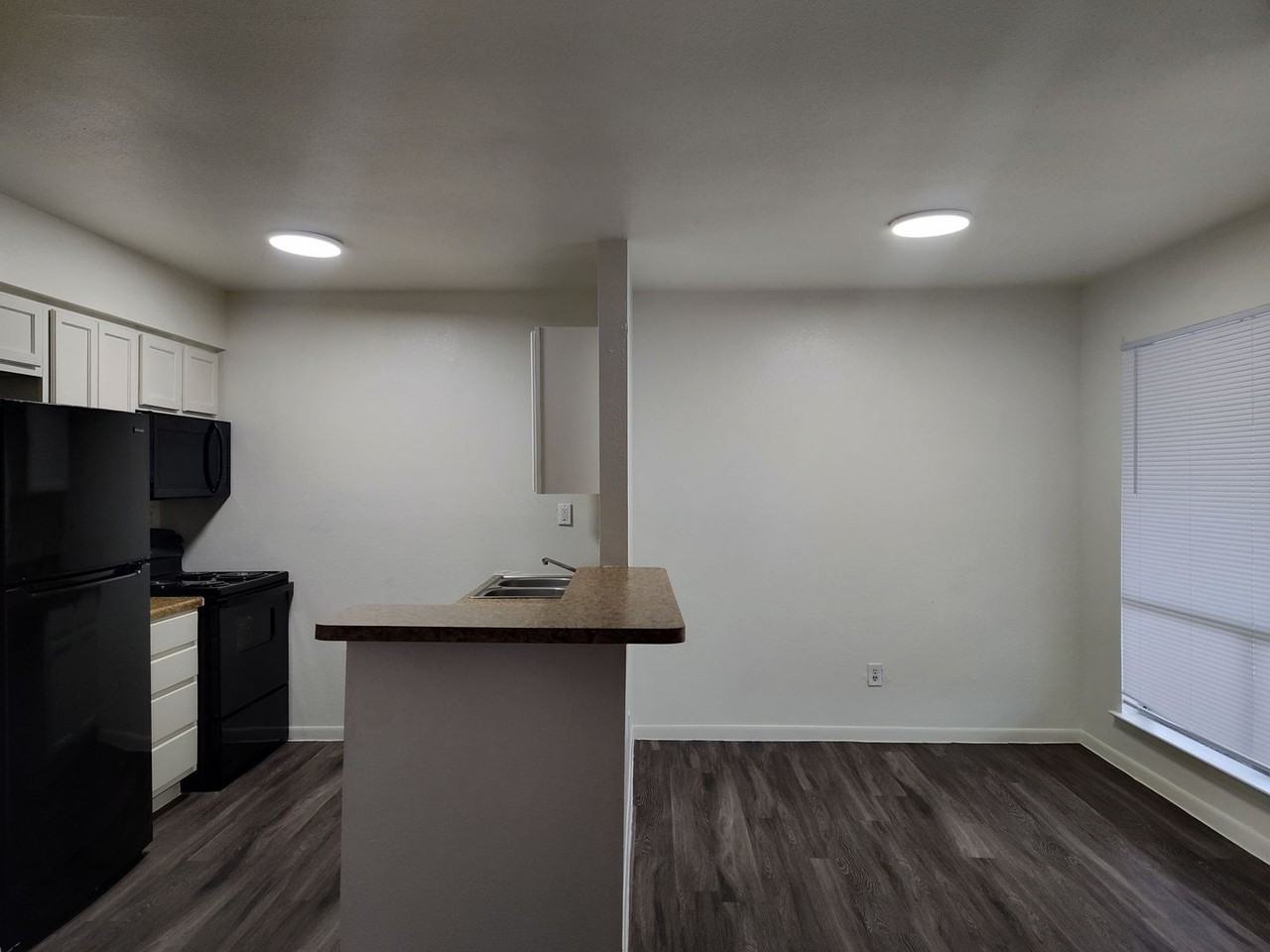 Asbury Park Apartments - Photo 4 of 19