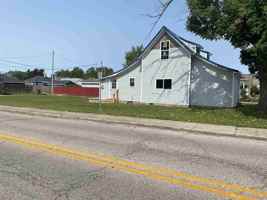 featured image of 1735 S Bell St