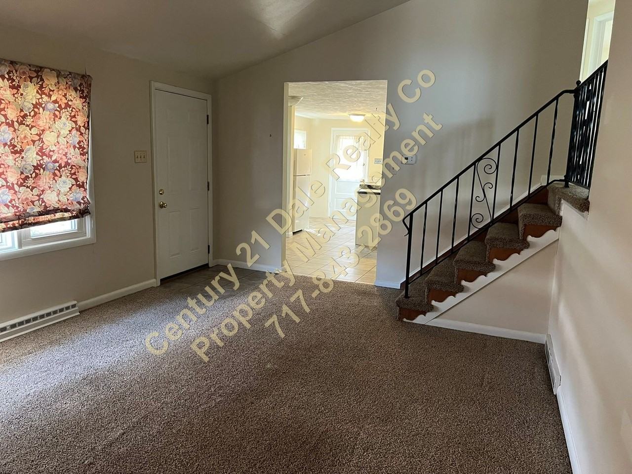 324 Maywood Rd - Photo 2 of 30