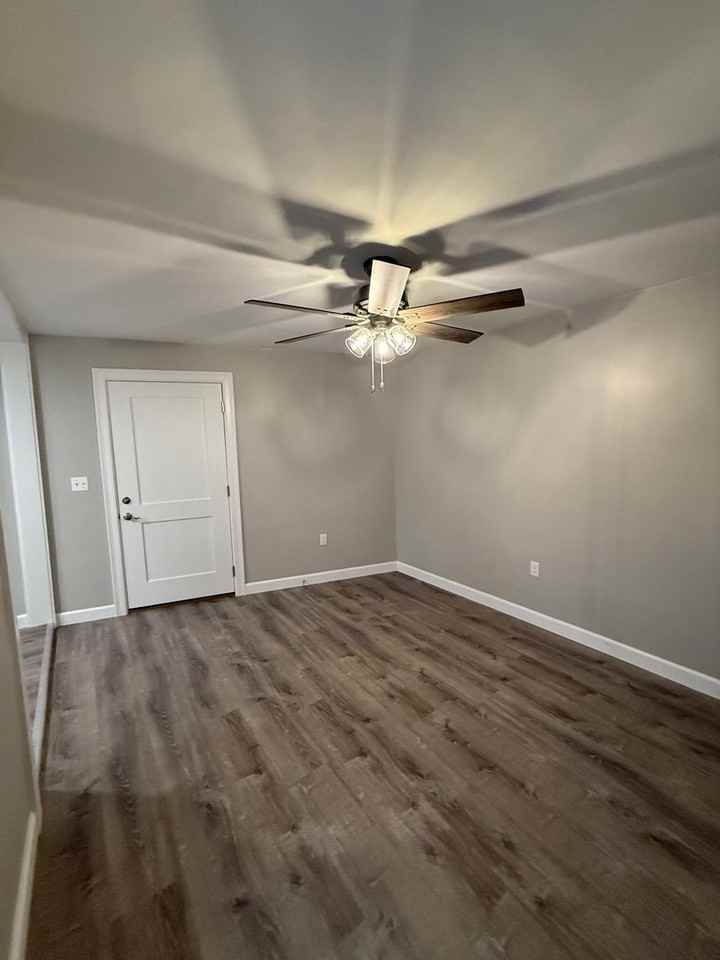 16 Magnolia Ave - Photo 7 of 20