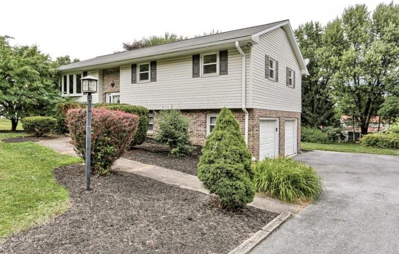 668 Sand Hill Rd - Photo 2 of 23