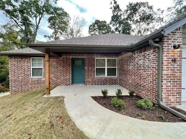 18 Dinsmoore Ln - Photo 2 of 22