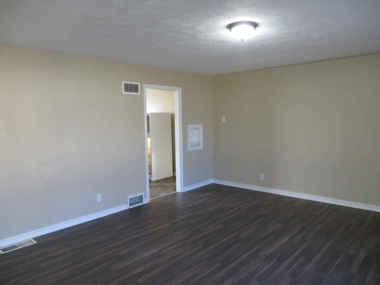 1616 South Madison Street - Photo 4 of 20