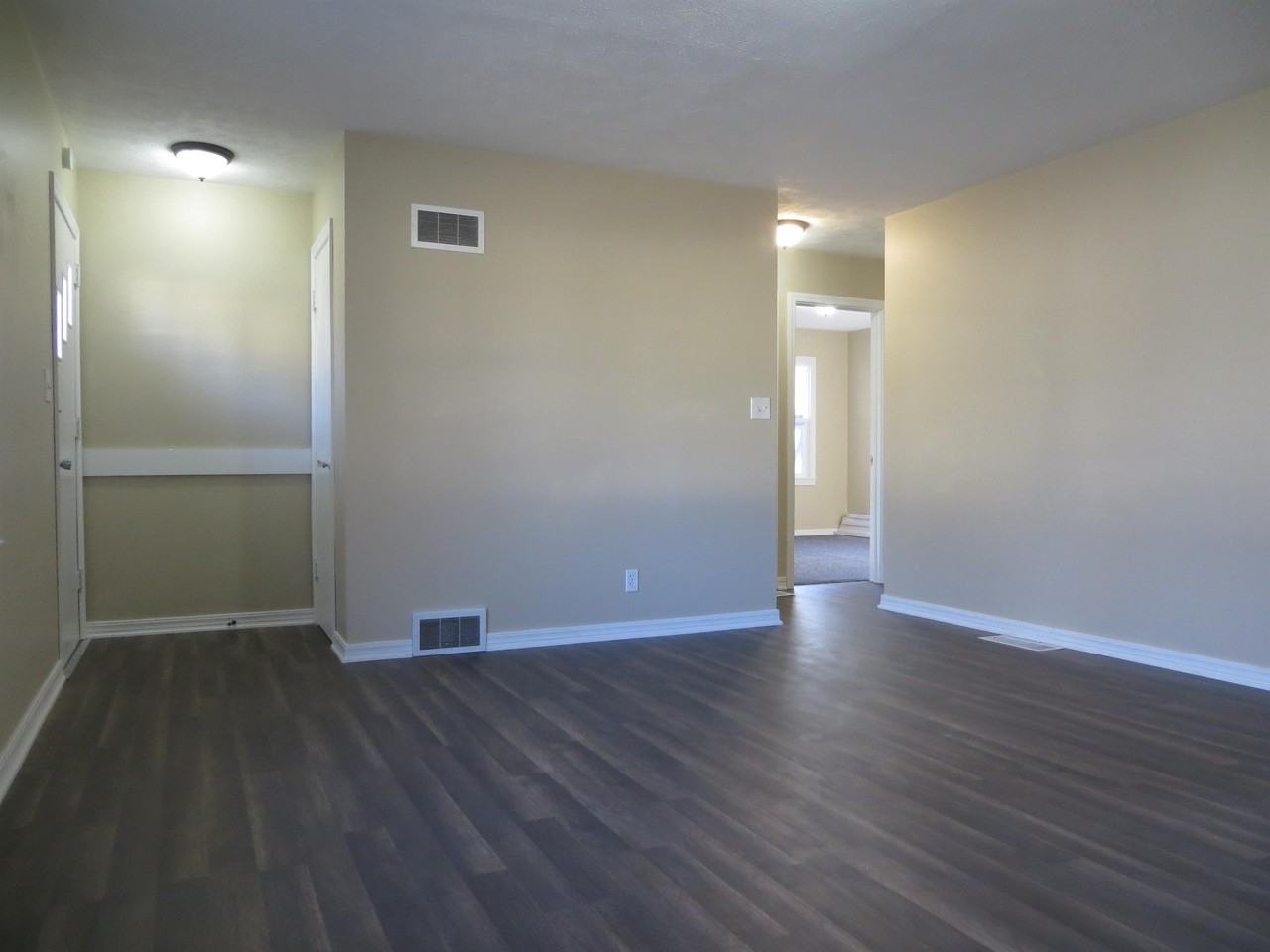 1616 South Madison Street - Photo 7 of 20