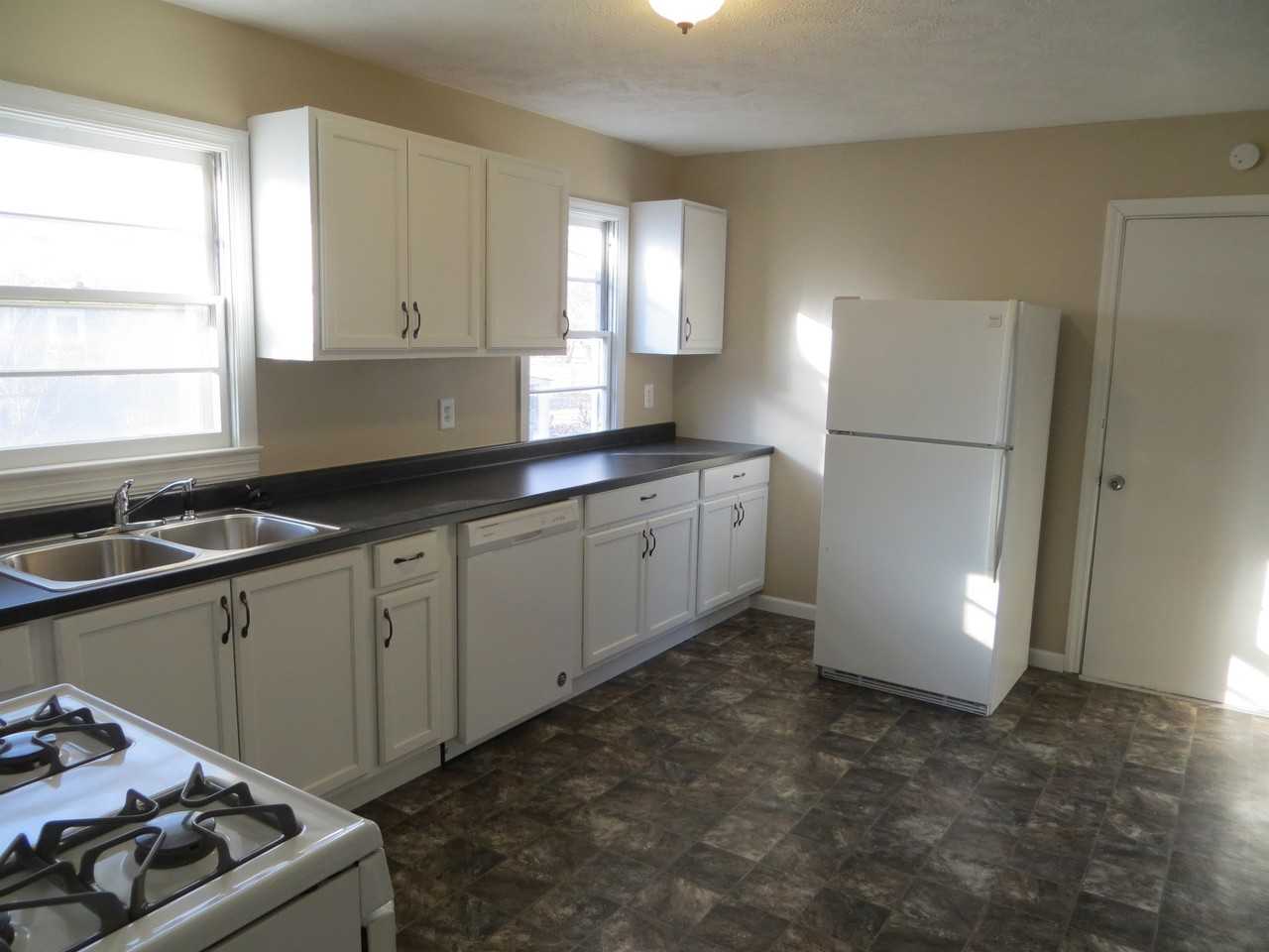 1616 South Madison Street - Photo 4 of 20