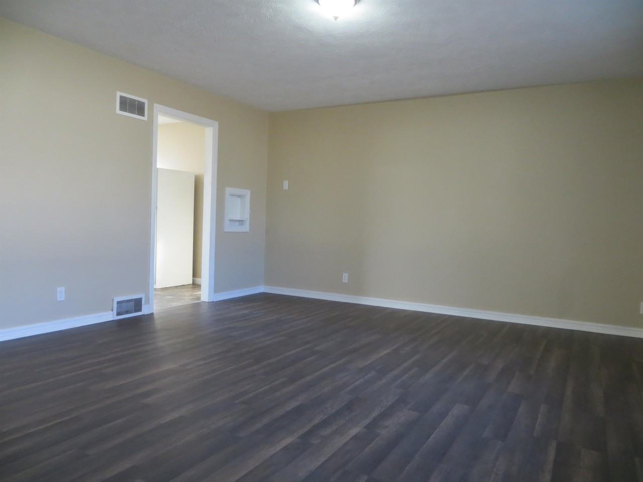 1616 South Madison Street - Photo 3 of 20