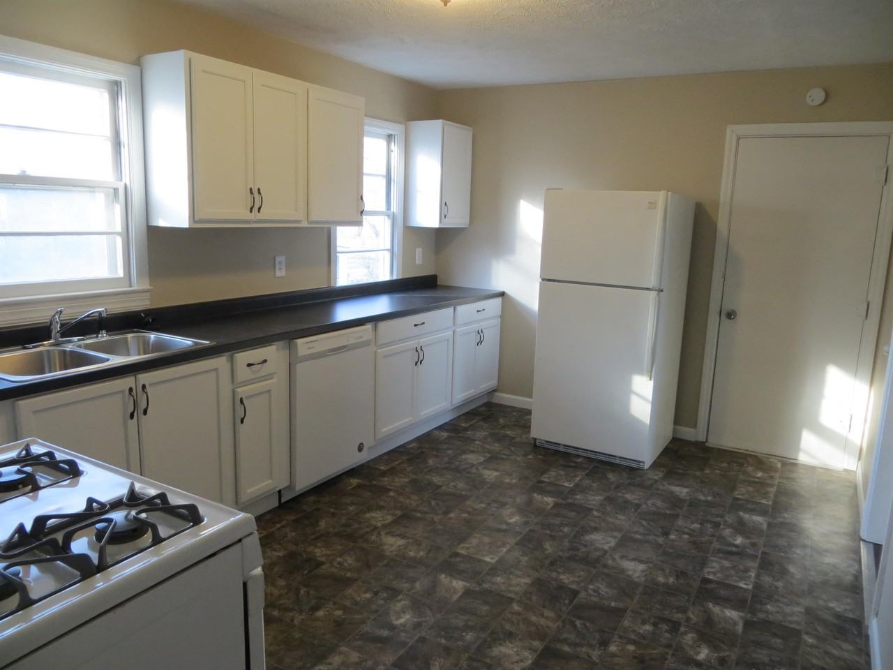 1616 South Madison Street - Photo 6 of 20