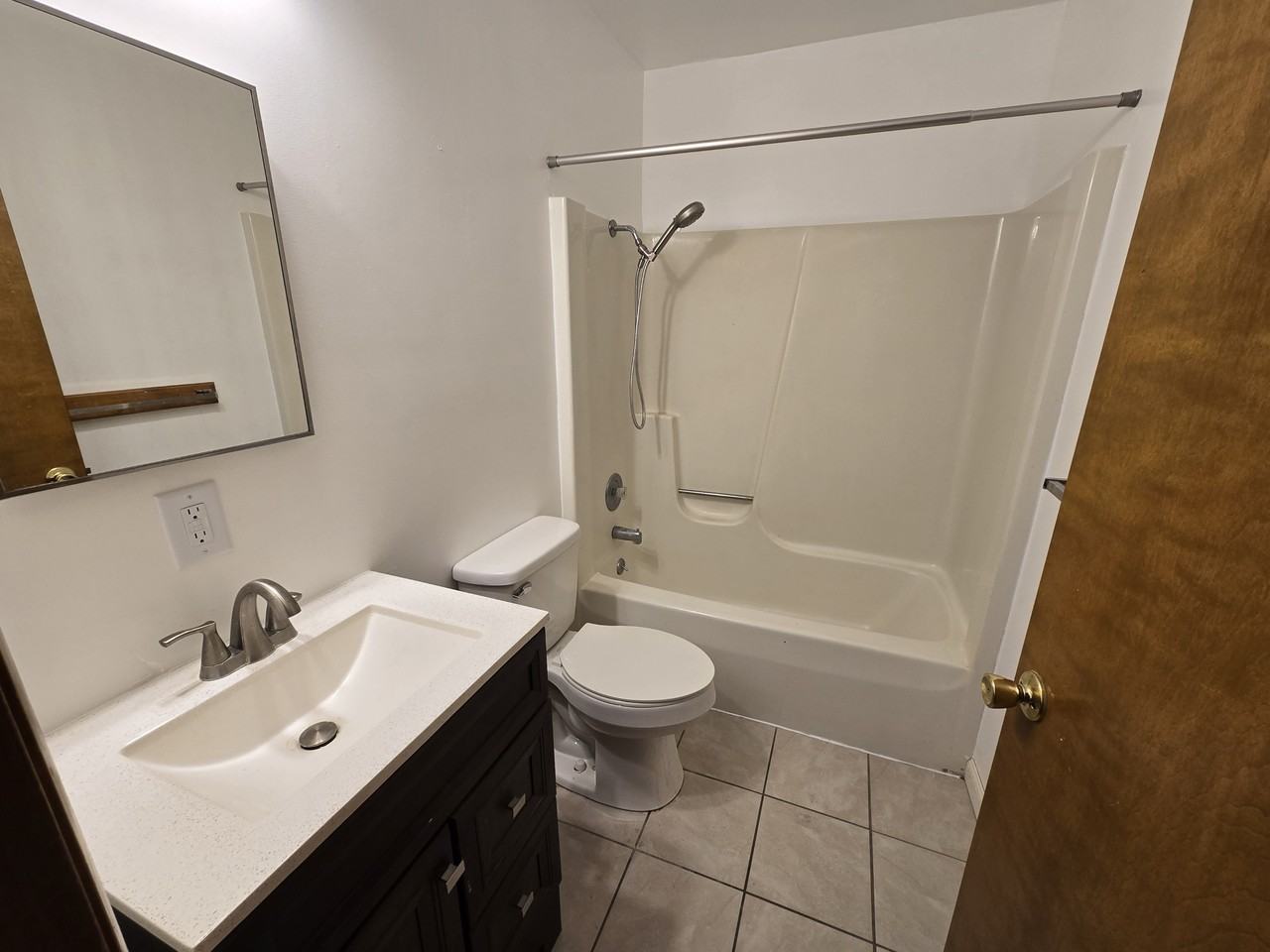 407 N Rotary Dr #3 - Photo 2 of 13