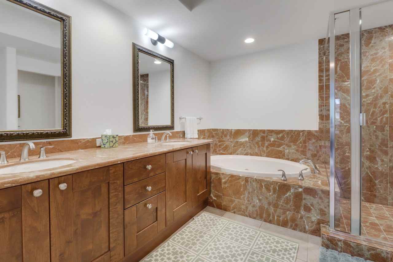 985 Sandpiper St #1 - Photo 2 of 35