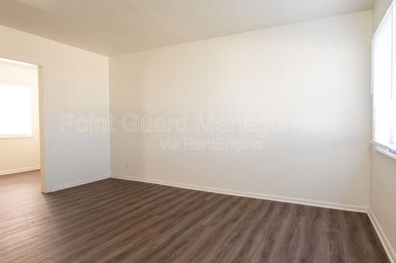 763 Sylvan Ln #763S - Photo 3 of 23
