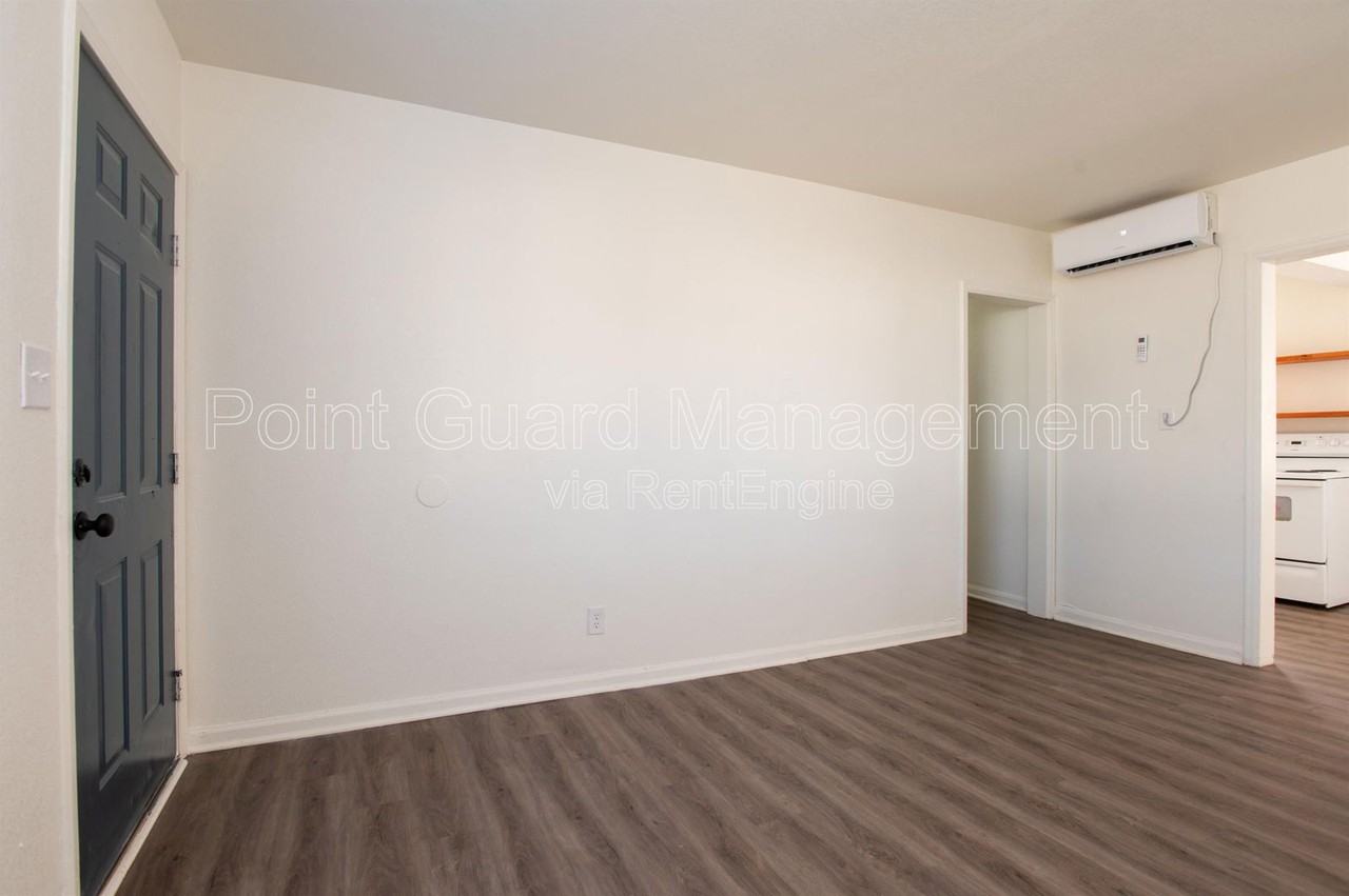 763 Sylvan Ln #763S - Photo 4 of 23