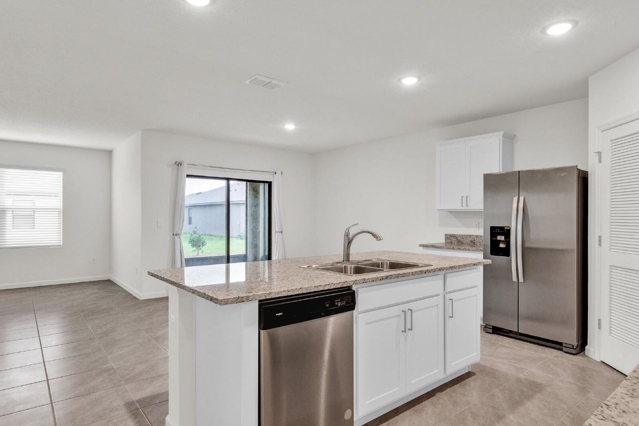 7193 Tigereye Way - Photo 3 of 38