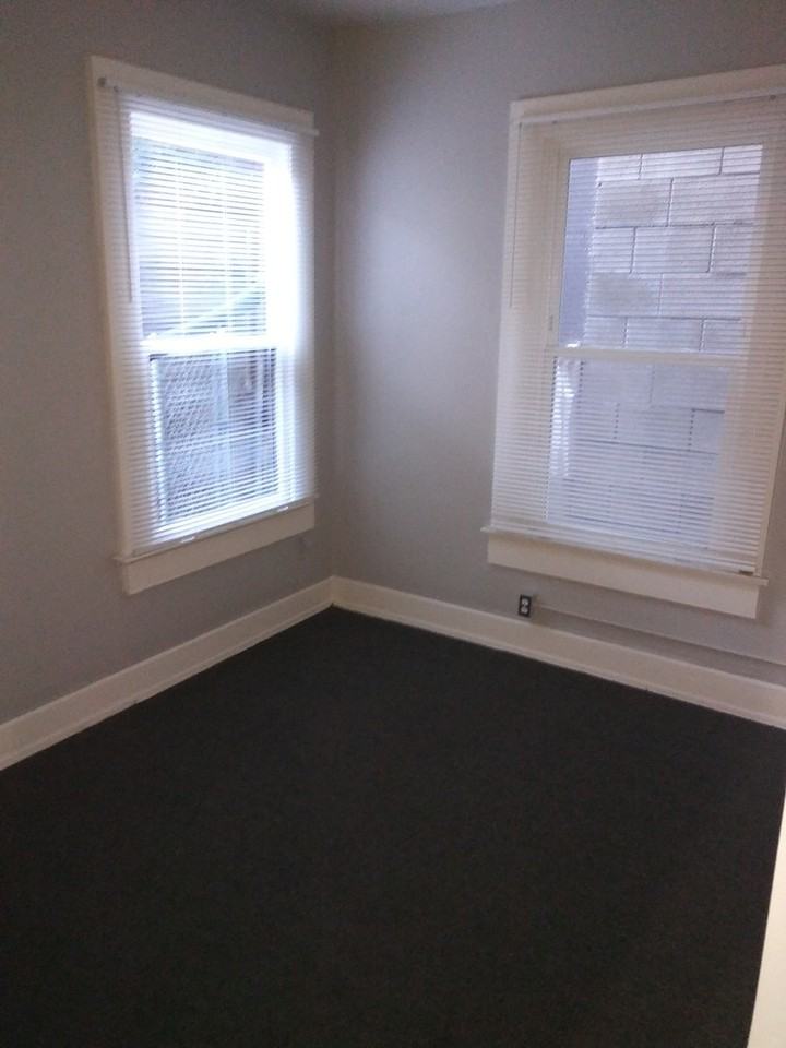 Tenth Avenue Apts. - Photo 2 of 8