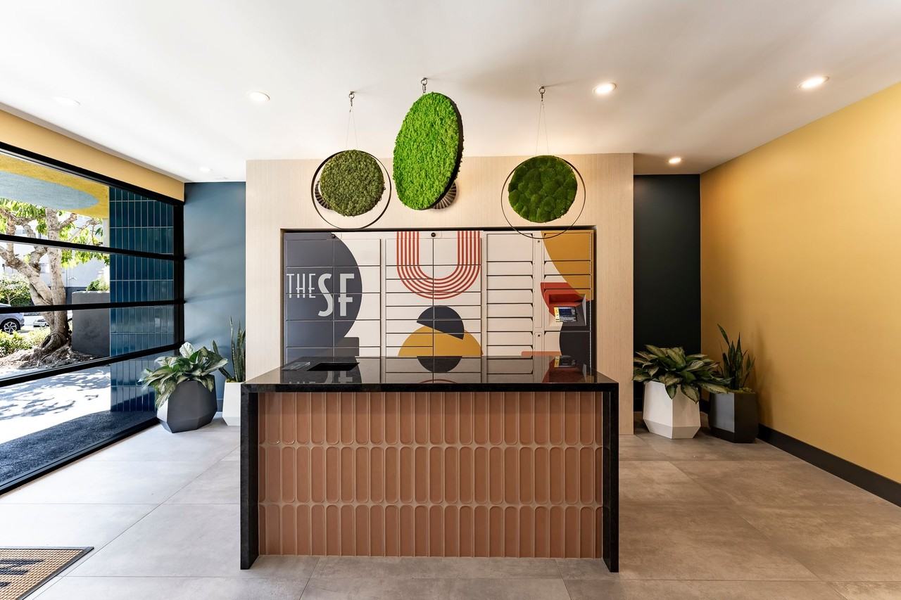 Sierra Fountain Apartments - Photo 3 of 11