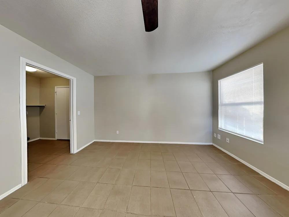 6723 W Cinnabar Ave #NA - Photo 2 of 8