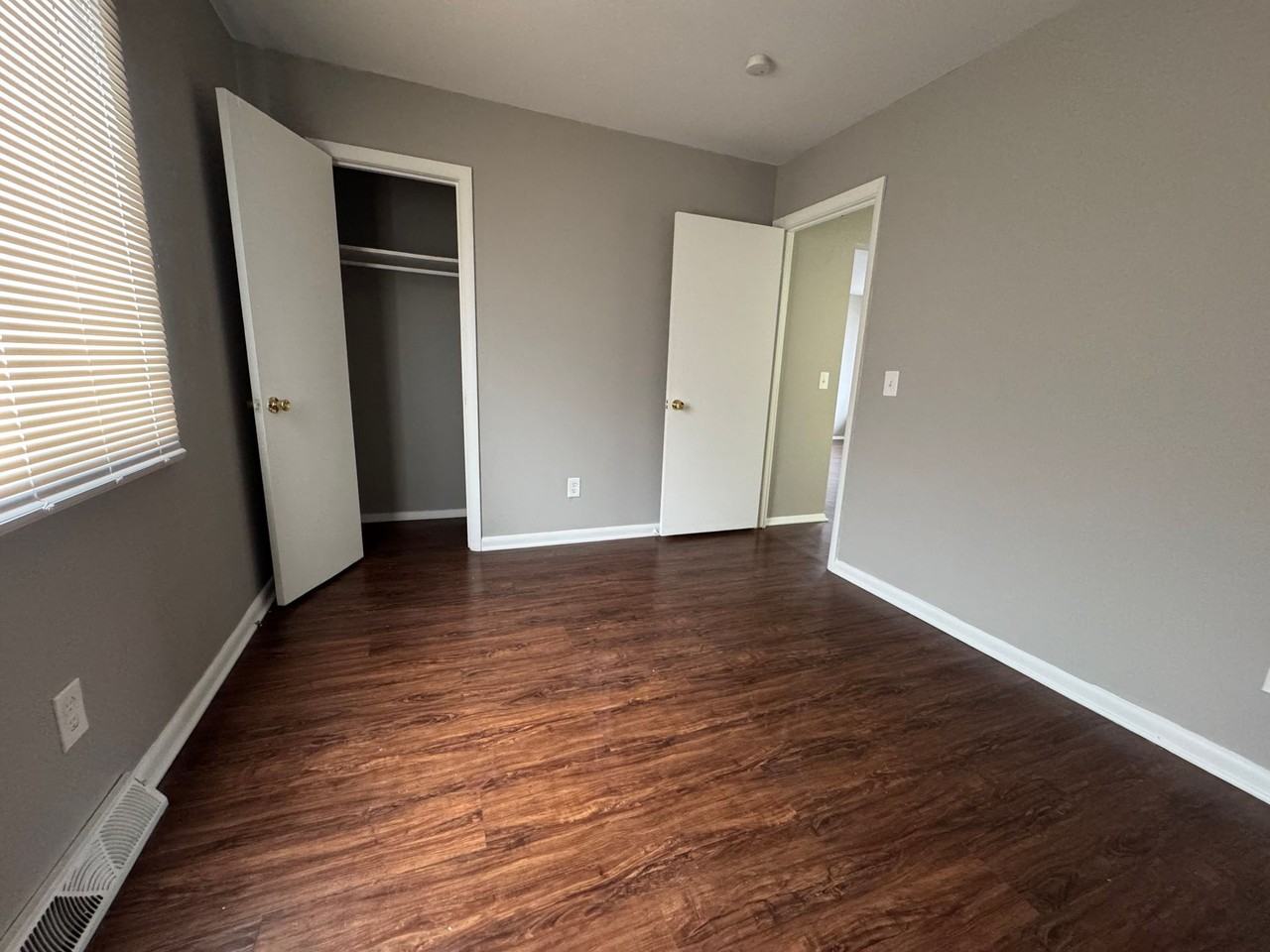 Woodley Court Apartments - Photo 7 of 21