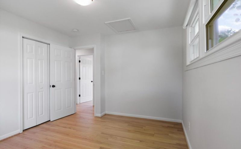 5954 Kedron St - Photo 3 of 20