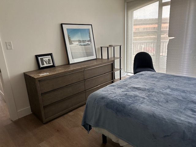 3106 Shelter Bay Ave - Photo 2 of 13