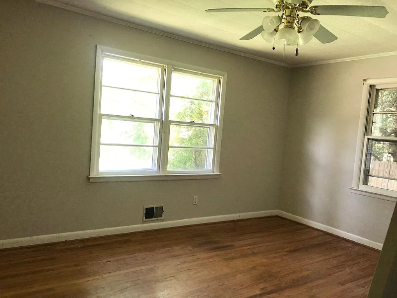 108 Jones Rd - Photo 2 of 9