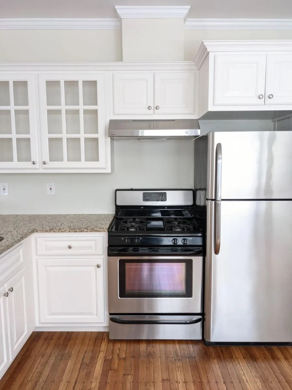 368 Linwood Ave #4 - Photo 3 of 19