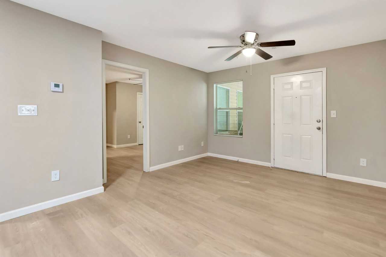 Creekside Apartments - Photo 6 of 50