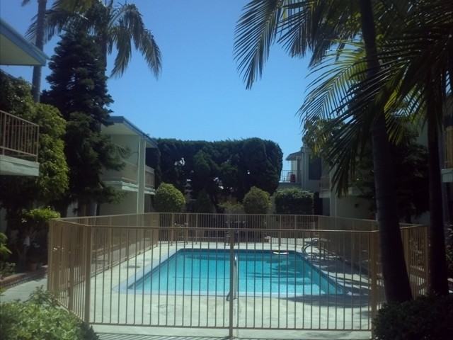 The Glenwood Apartments - Photo 2 of 9