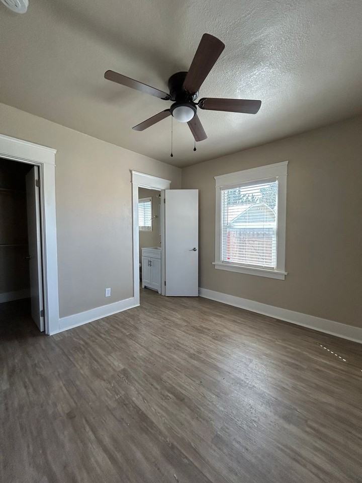 114 De Force Ave - Photo 5 of 12