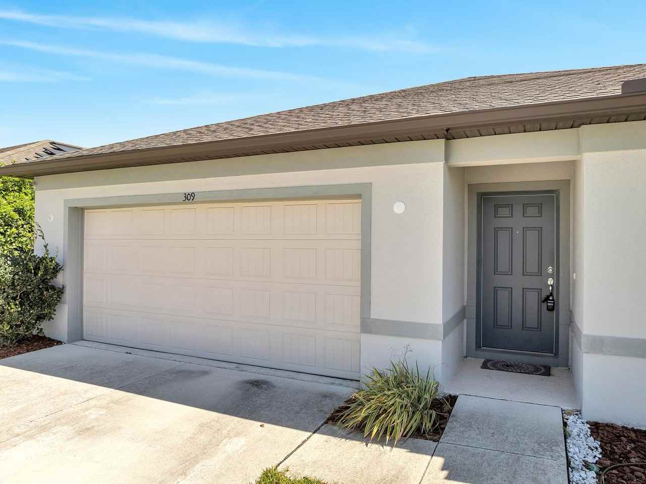 309 Citrus Isle Loop - Photo 4 of 23
