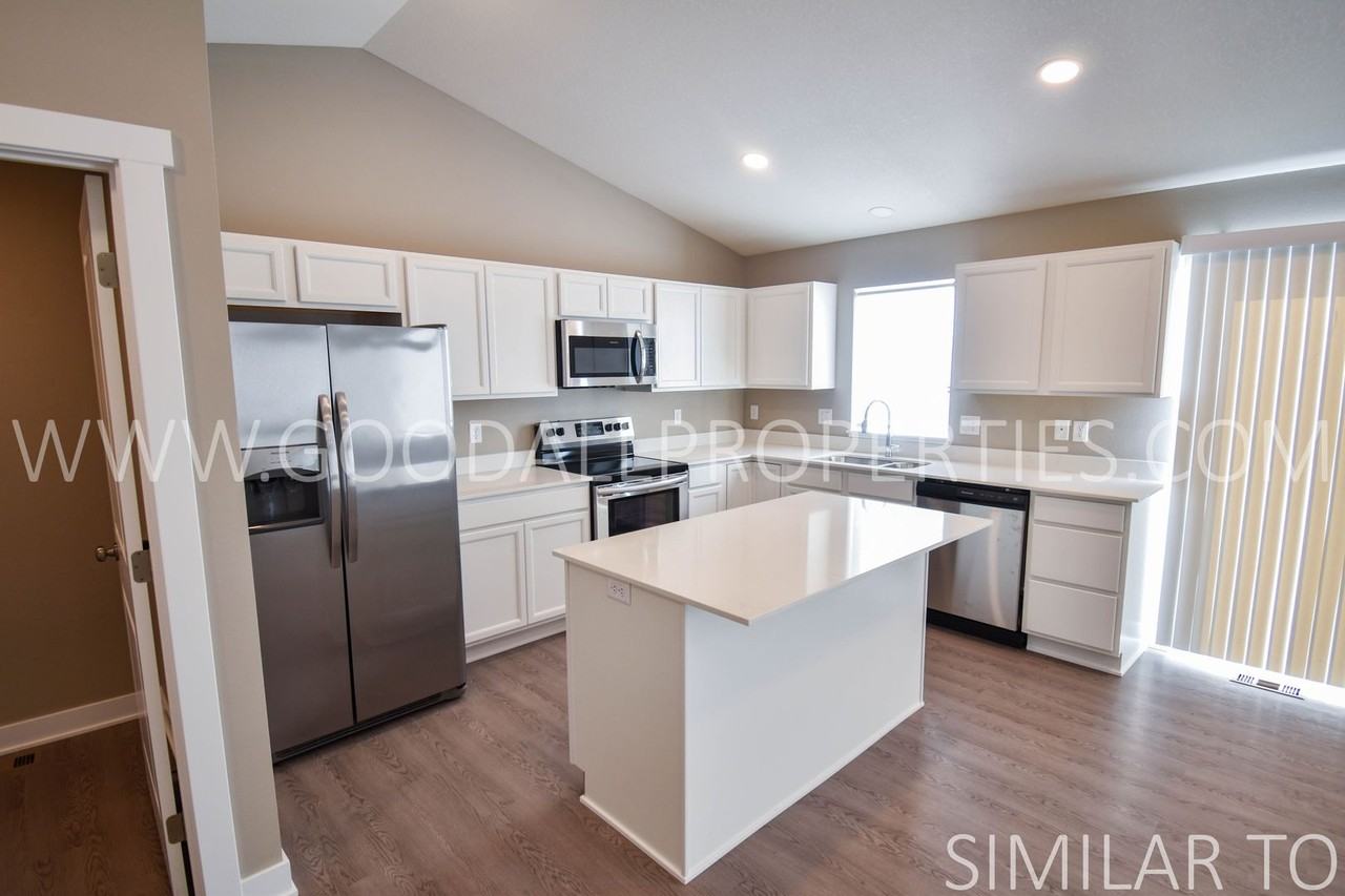 1004 Linden St - Photo 2 of 29