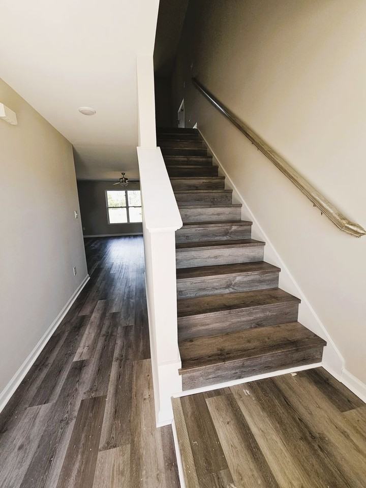 249 Hope Ridge Dr - Photo 2 of 23