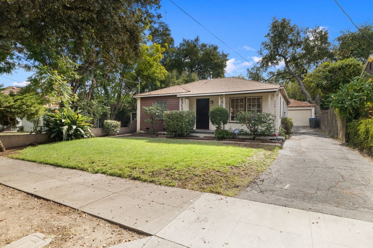 244 E Howard St - Photo 2 of 16