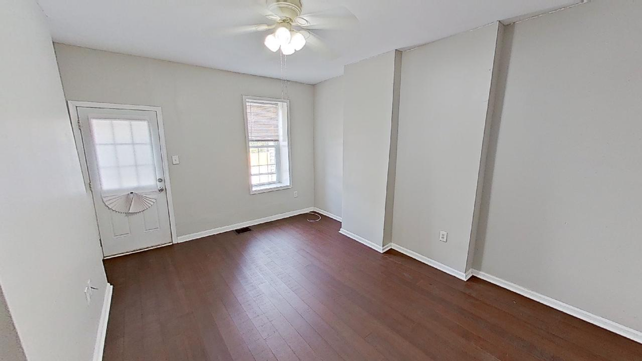 3452 Division St - Photo 2 of 28