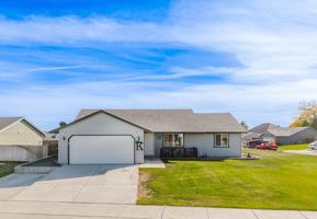 featured image of 1409 W Electra St