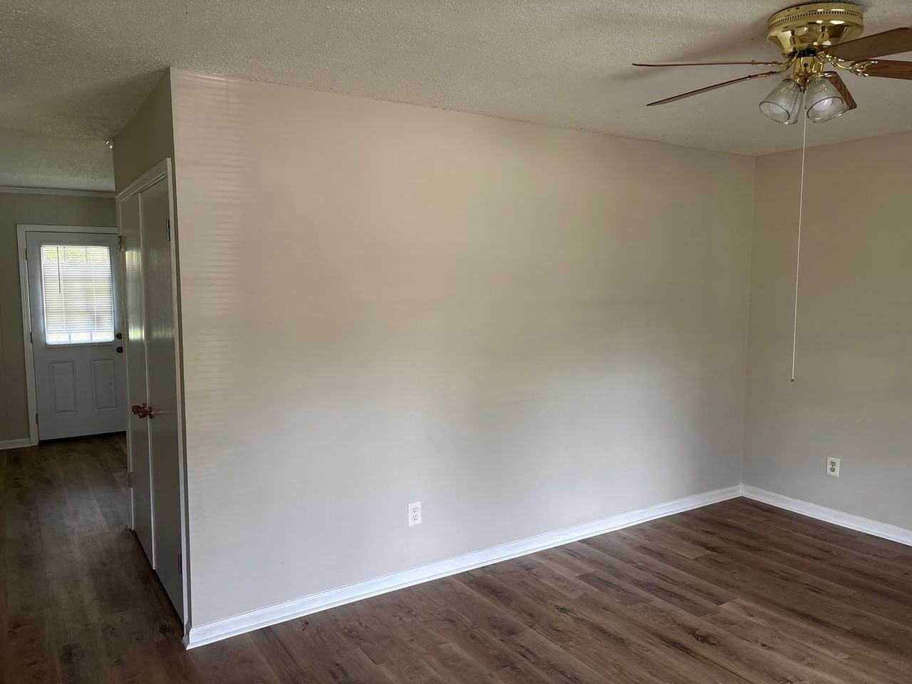 6619 Zenda Ct - Photo 3 of 28